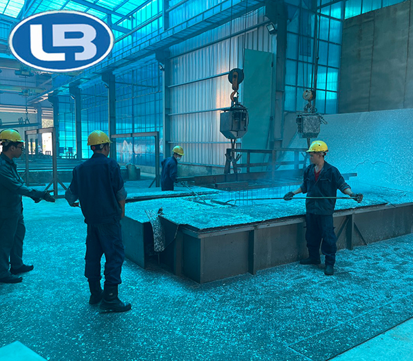 Custom hot-dip galvanizing services